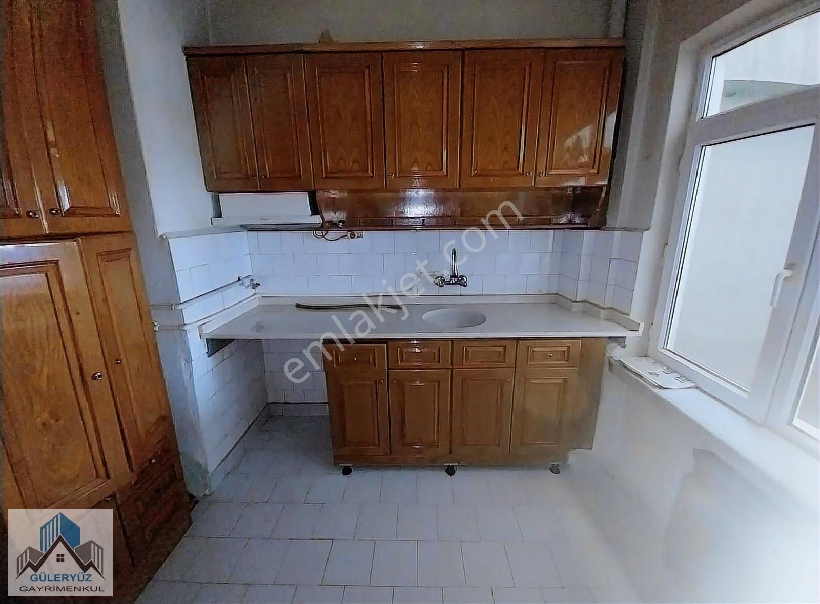 Kurtuluş Kapalı Pazar Yanı Balkonlu Geniş 2+1 Kiralık Daire - Görsel 9