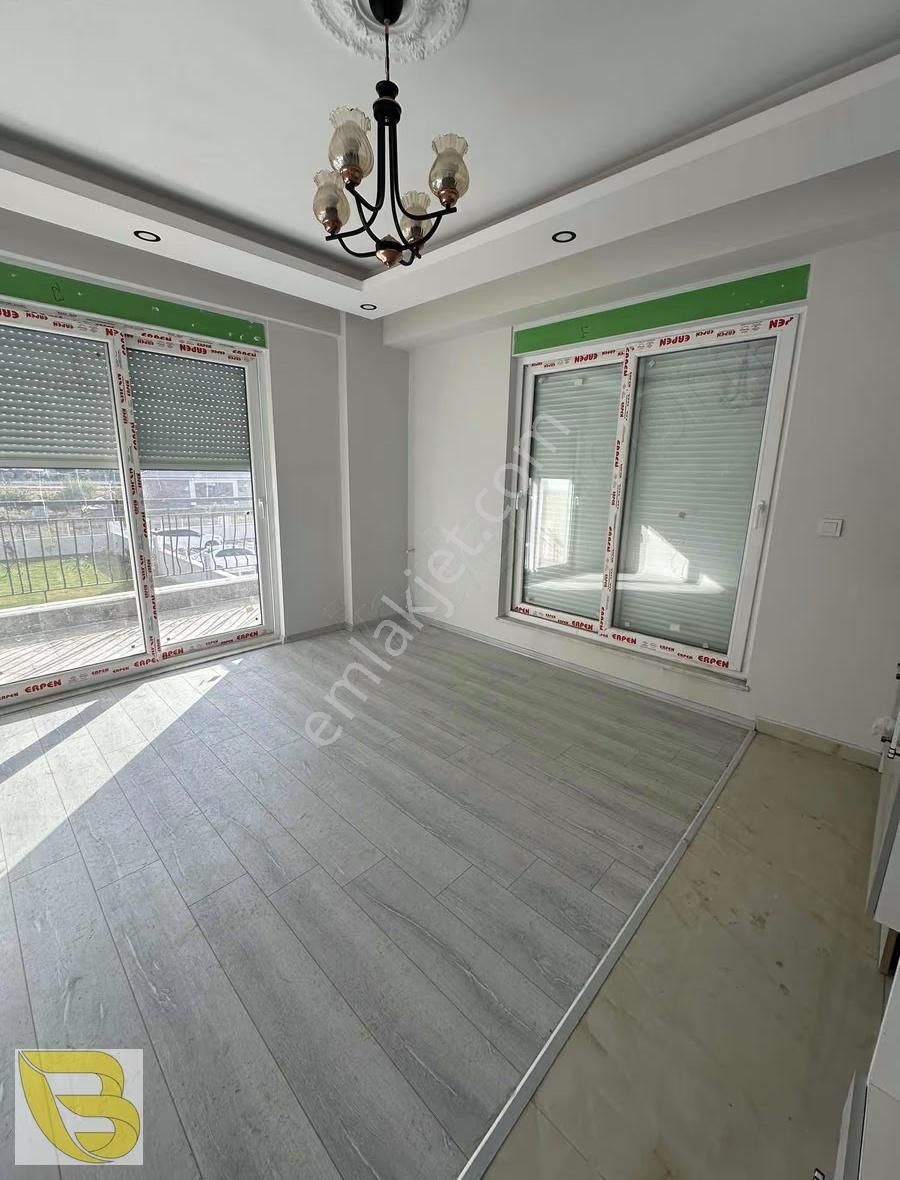 Berapark Gayrimenkul 'den Bahçeyakada Katta 1+1 Satılık Ara Kat - Görsel 3