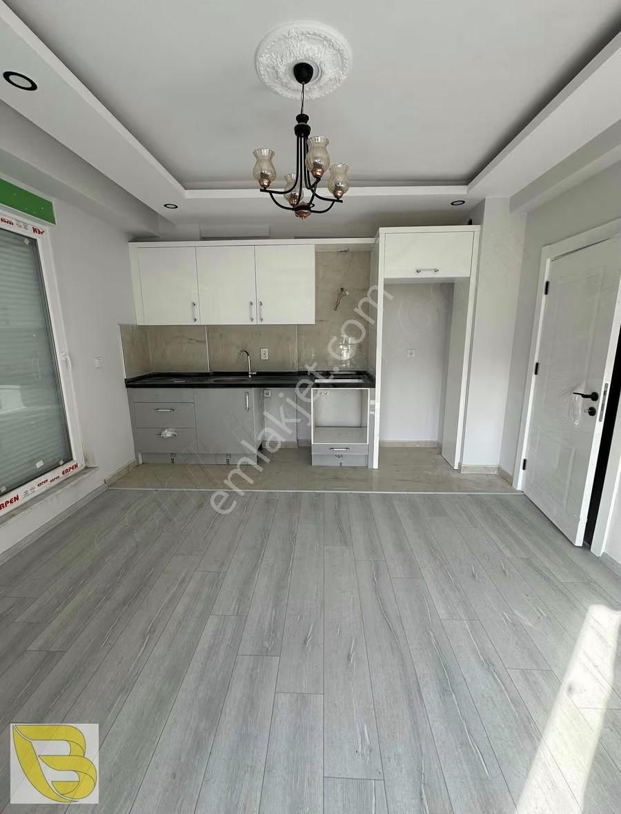 Berapark Gayrimenkul 'den Bahçeyakada Katta 1+1 Satılık Ara Kat