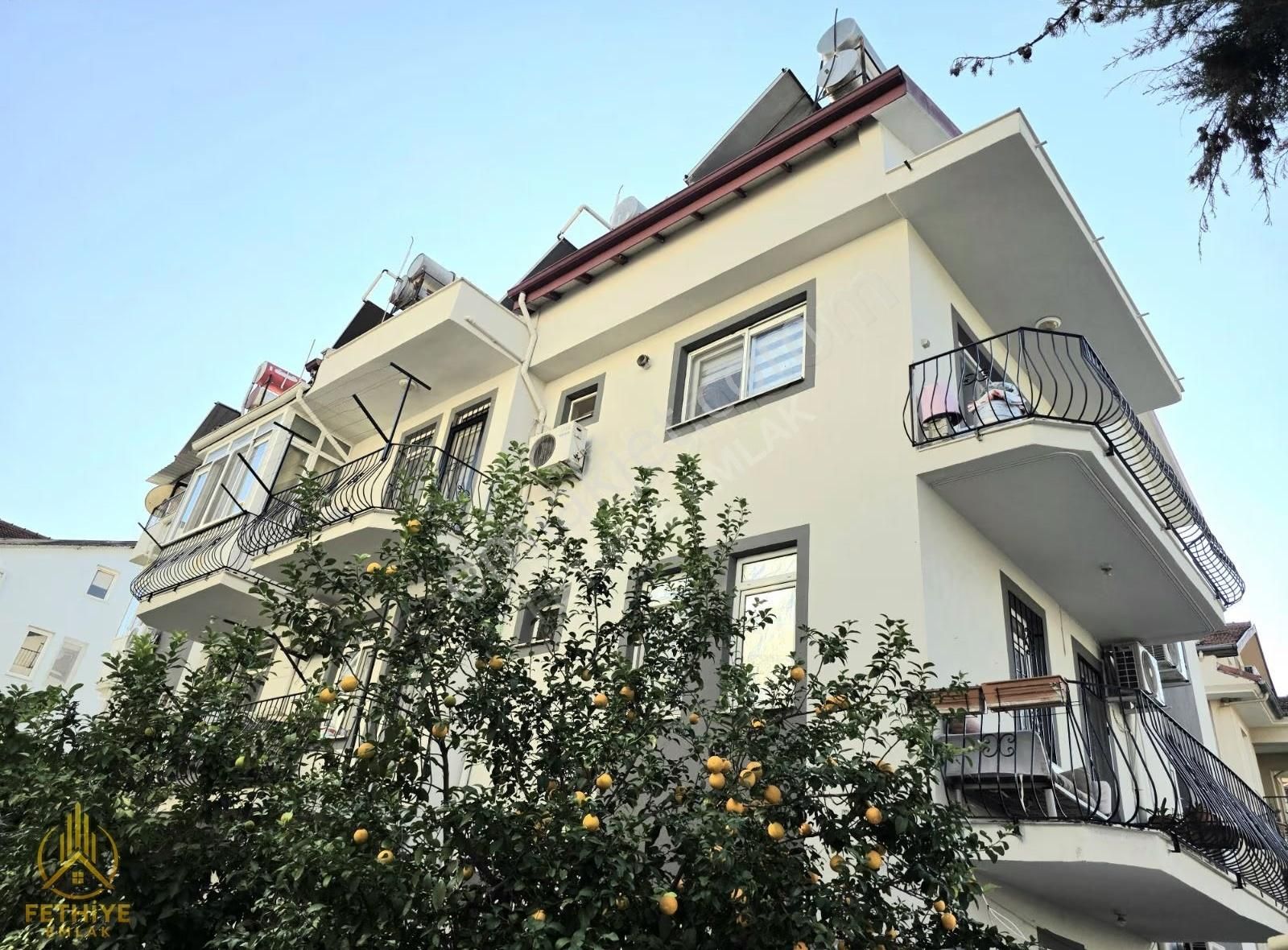 Fethiye Tuzla Merkez'de Satılık 2+1 100m2 Ara Kat Daire