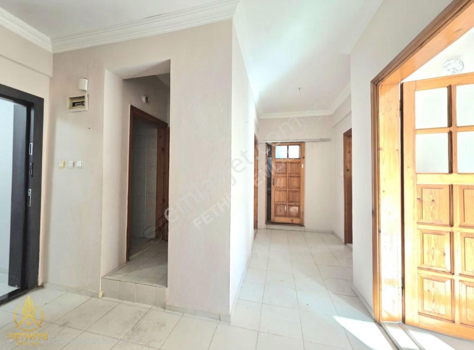 Fethiye Tuzla Merkez'de Satılık 2+1 100m2 Ara Kat Daire - Görsel 11