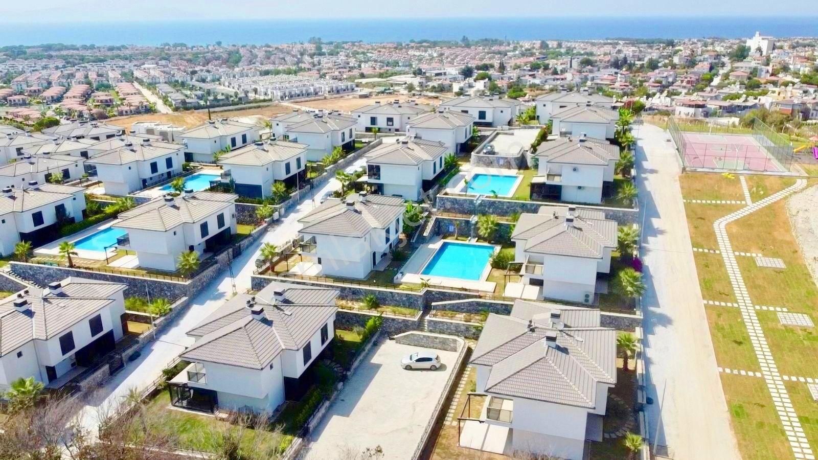 Havuzlu Site Sıfır Dublex - Görsel 22