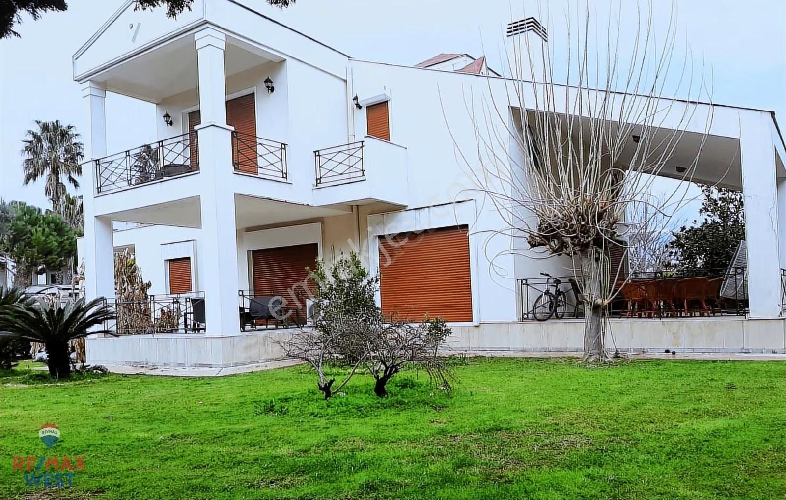 Urla İtokent Sitesinde A Blok'ta Kiralık Villa - Görsel 13