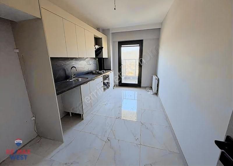 Çamdibi Büyük Tip Kapalı Mutfaklı 2+1 Kiralık Daire - Görsel 11