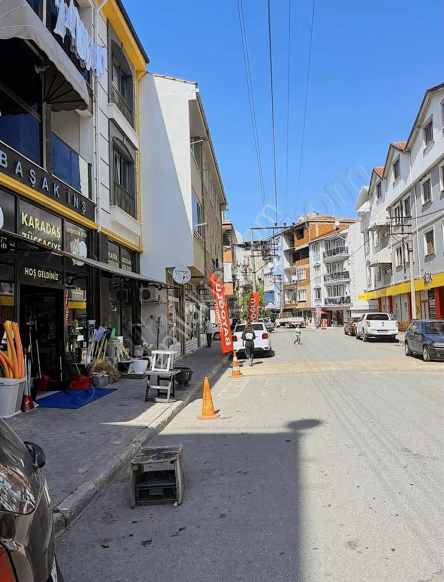 Gemlik Merkezde Satılık Komple Bina - Görsel 2