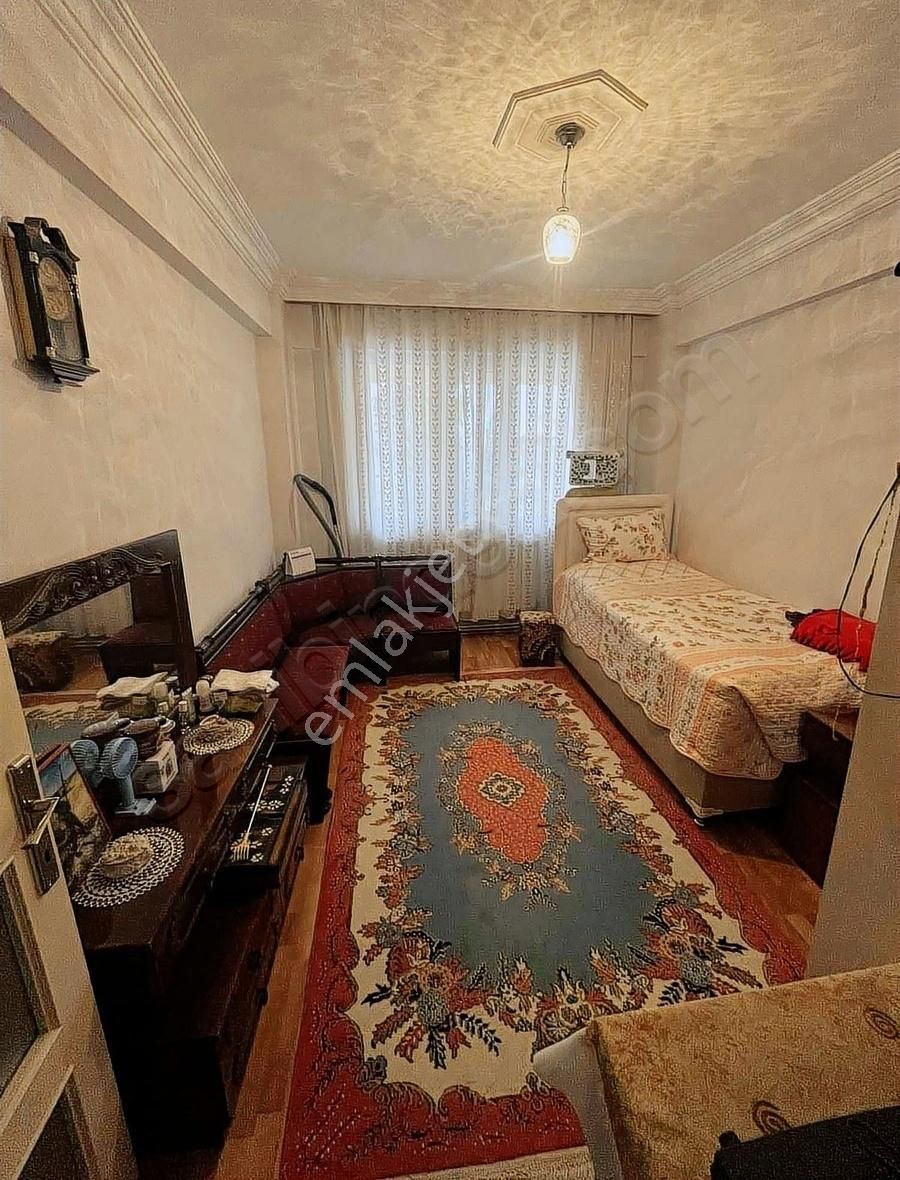 Fırsat Kapalı Pazar Özdilek Civarı Kısmen Araç Takaslı Daire - Görsel 13