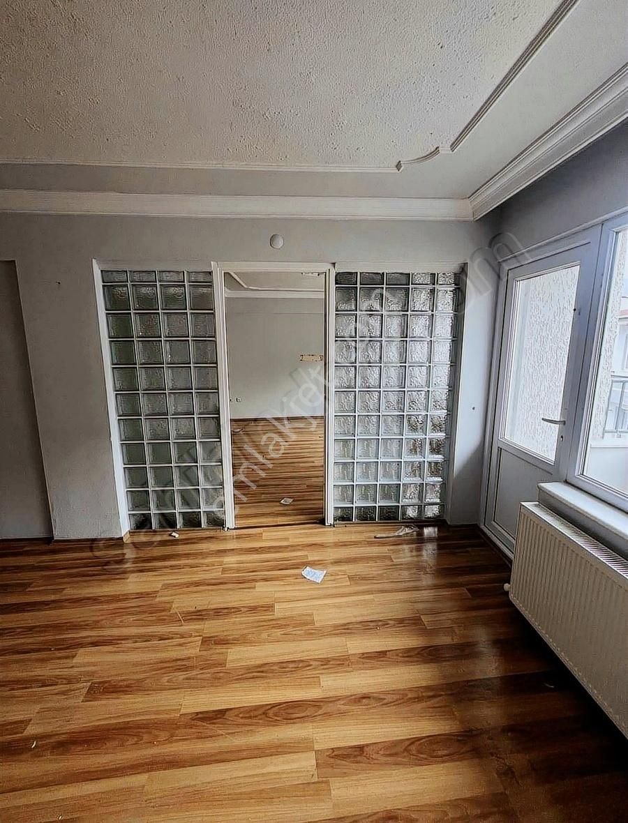 Gemlik Sahil İstıklal Caddesi Yanı Yüksek Kira Getirili Daire - Görsel 20