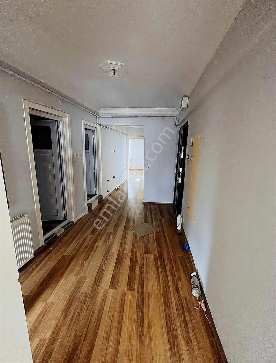 Gemlik Sahil İstıklal Caddesi Yanı Yüksek Kira Getirili Daire - Görsel 18