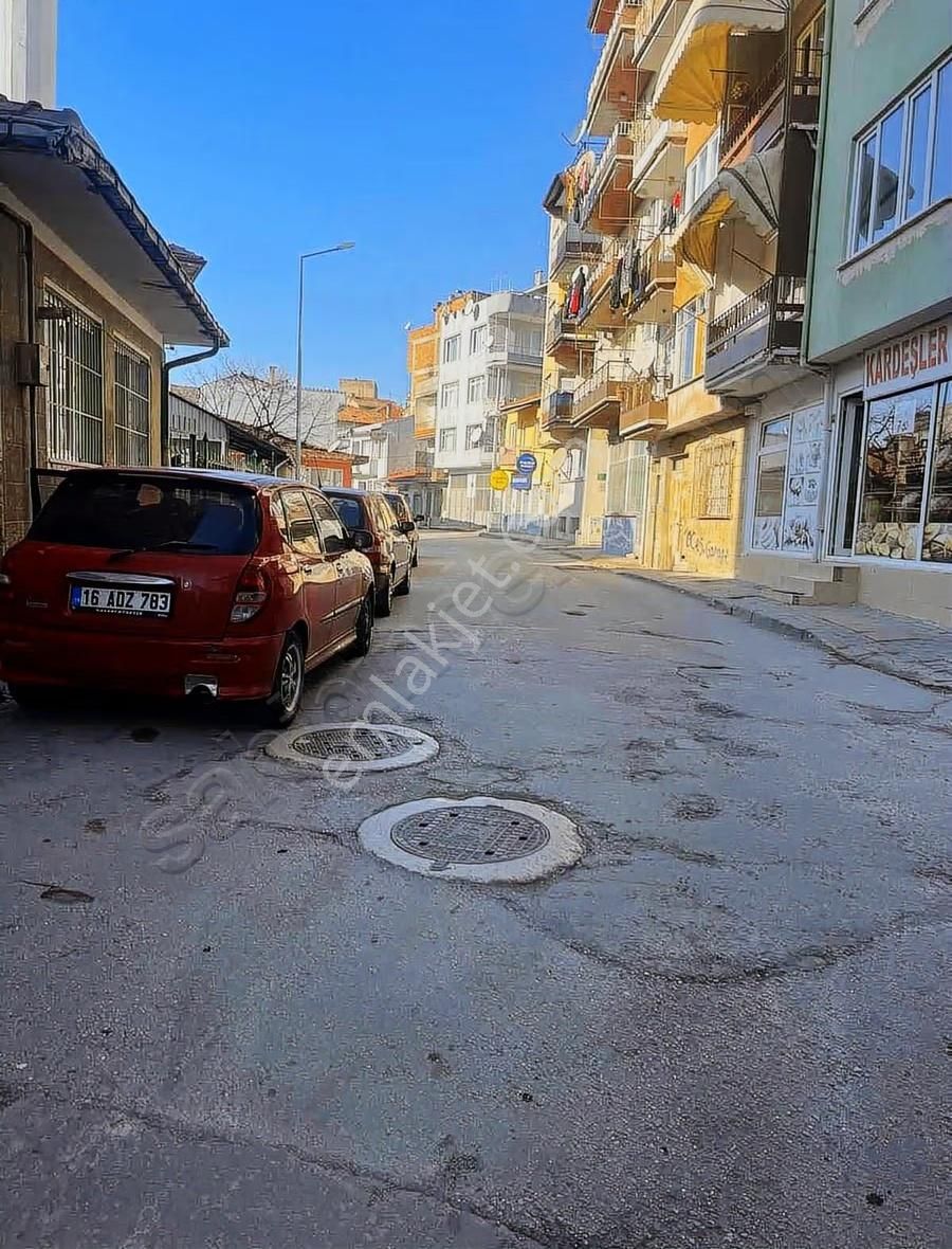 Gemlikte Merkeze Yakın Satılık Eşyalı Yatırımlık Daire - Görsel 9