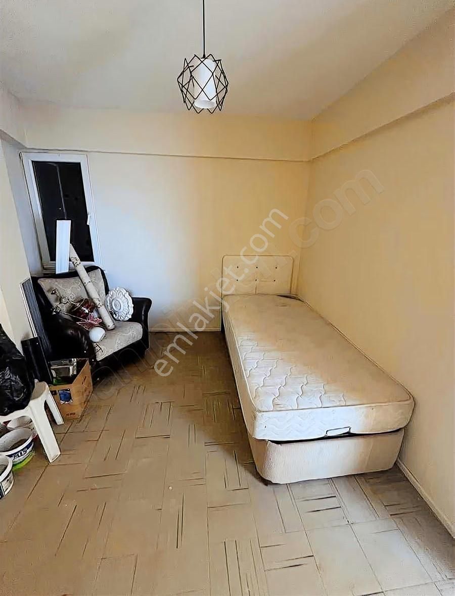Gemlikte Merkeze Yakın Satılık Eşyalı Yatırımlık Daire - Görsel 10
