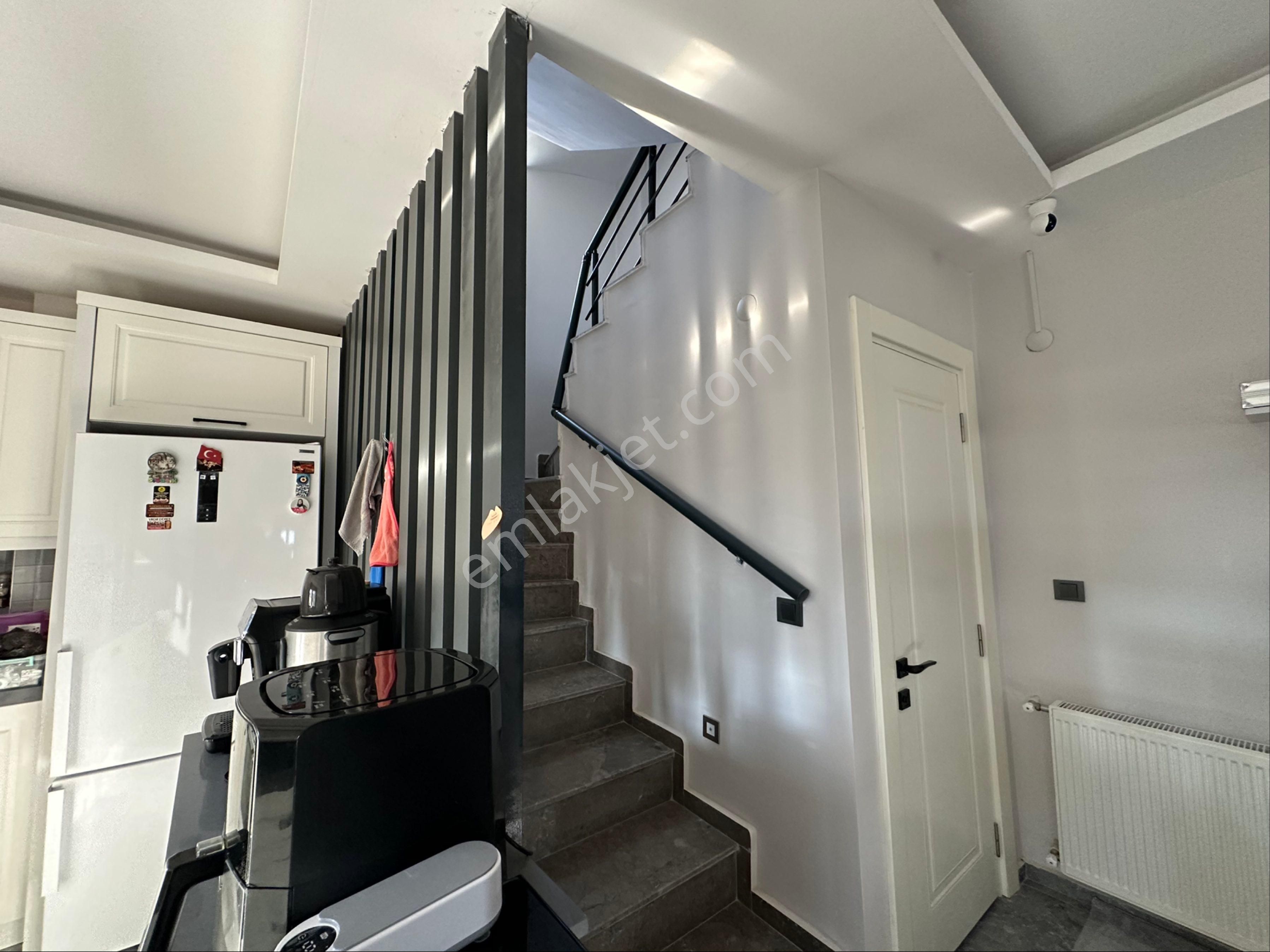 İzmir Seferihisar Doğanbey De Satılık Bahçeli 3+1 Ultra Lüks Yazlık Villa Deniz Manzaralı - Görsel 18