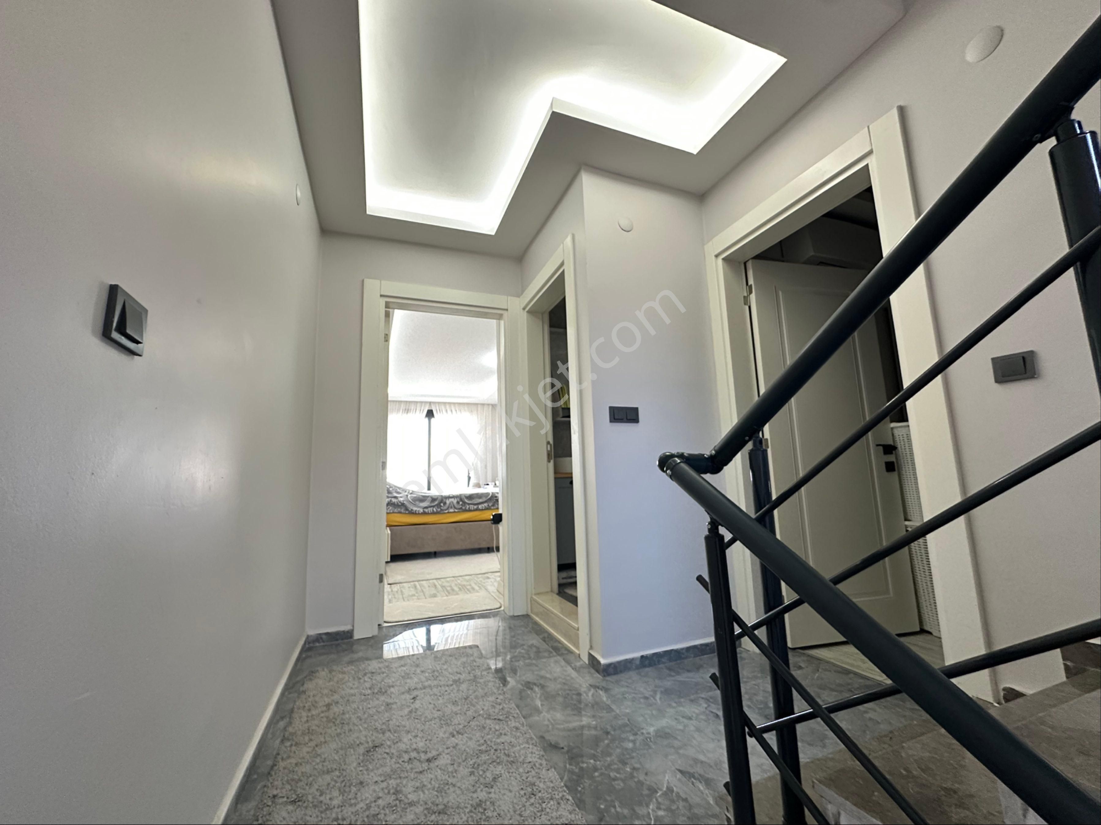 İzmir Seferihisar Doğanbey De Satılık Bahçeli 3+1 Ultra Lüks Yazlık Villa Deniz Manzaralı - Görsel 19