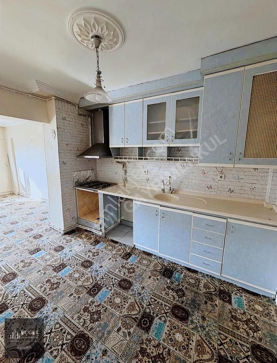 Değirmenönü Mahallesi Asansörlü 2.5+1 Kiralık Daire - Görsel 8