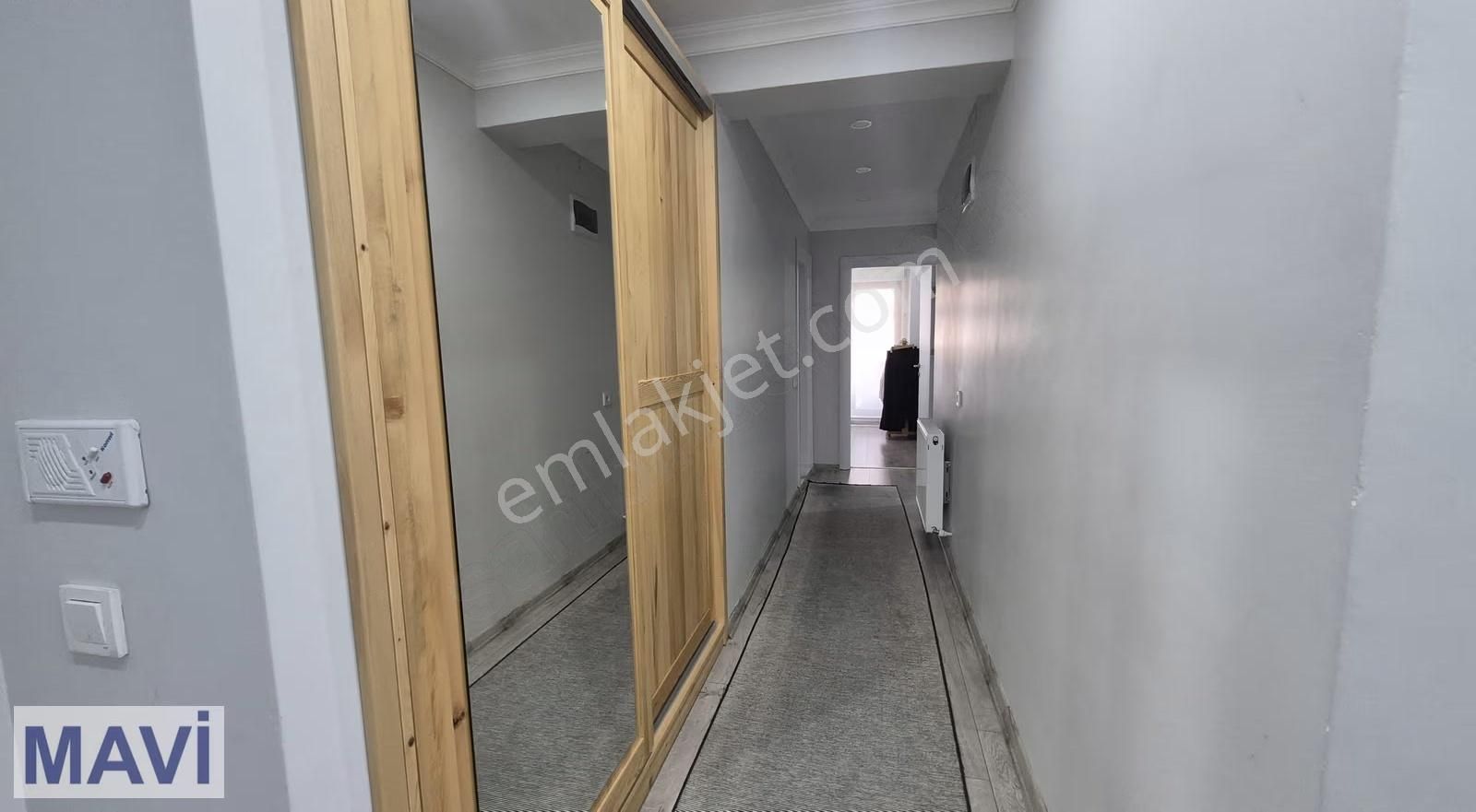 Re/max Mavi'den Serdivan'da Site İçi Satılık 3+1 Daire - Görsel 14