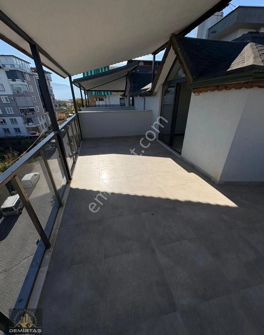 Cakmakta Kıralık Çatı Katı - Görsel 2