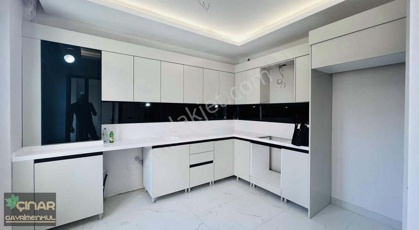 Son Daire Mimsinde Kısa Katlı Bağımsız Mutfaklı Kombili 2+1 - Görsel 11