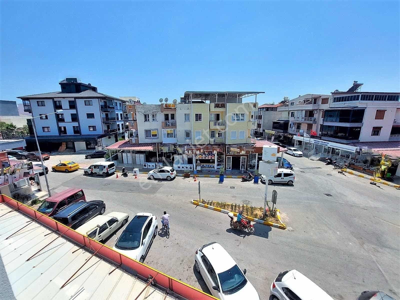 Ürkmez Merkez De Satılık 2+1 Uygun Fiyatlı Daire Denize 300metre - Görsel 21