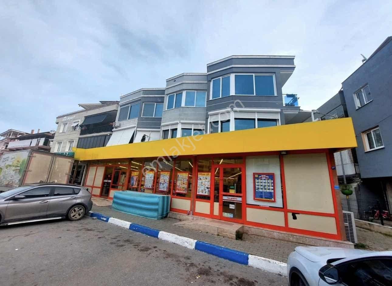 Ürkmez Merkez De Satılık 2+1 Uygun Fiyatlı Daire Denize 300metre - Görsel 13