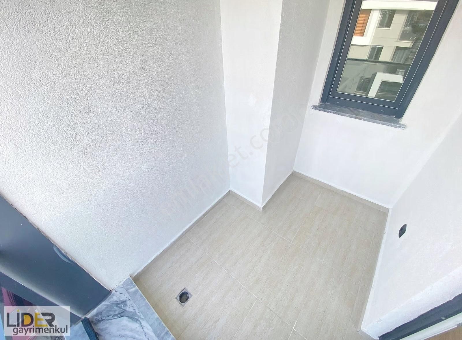 Lider'den Sıfır Bina Marmraya Yakın Deniz Manzaralı Ön Cephe 2+1 - Görsel 34