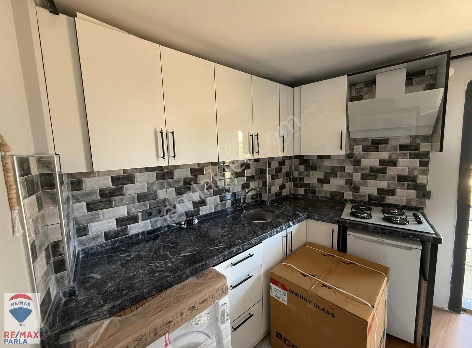 Toplu Konut Bulvarına Cephe Ticari Kullanıma Uygun 1+1 Daire - Görsel 8