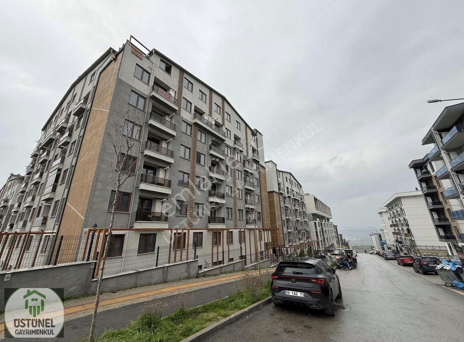 Üstünelden Yeni Yerleşimde Güvenlikli Önü Açık 2+1 Satılık Daire - Görsel 29