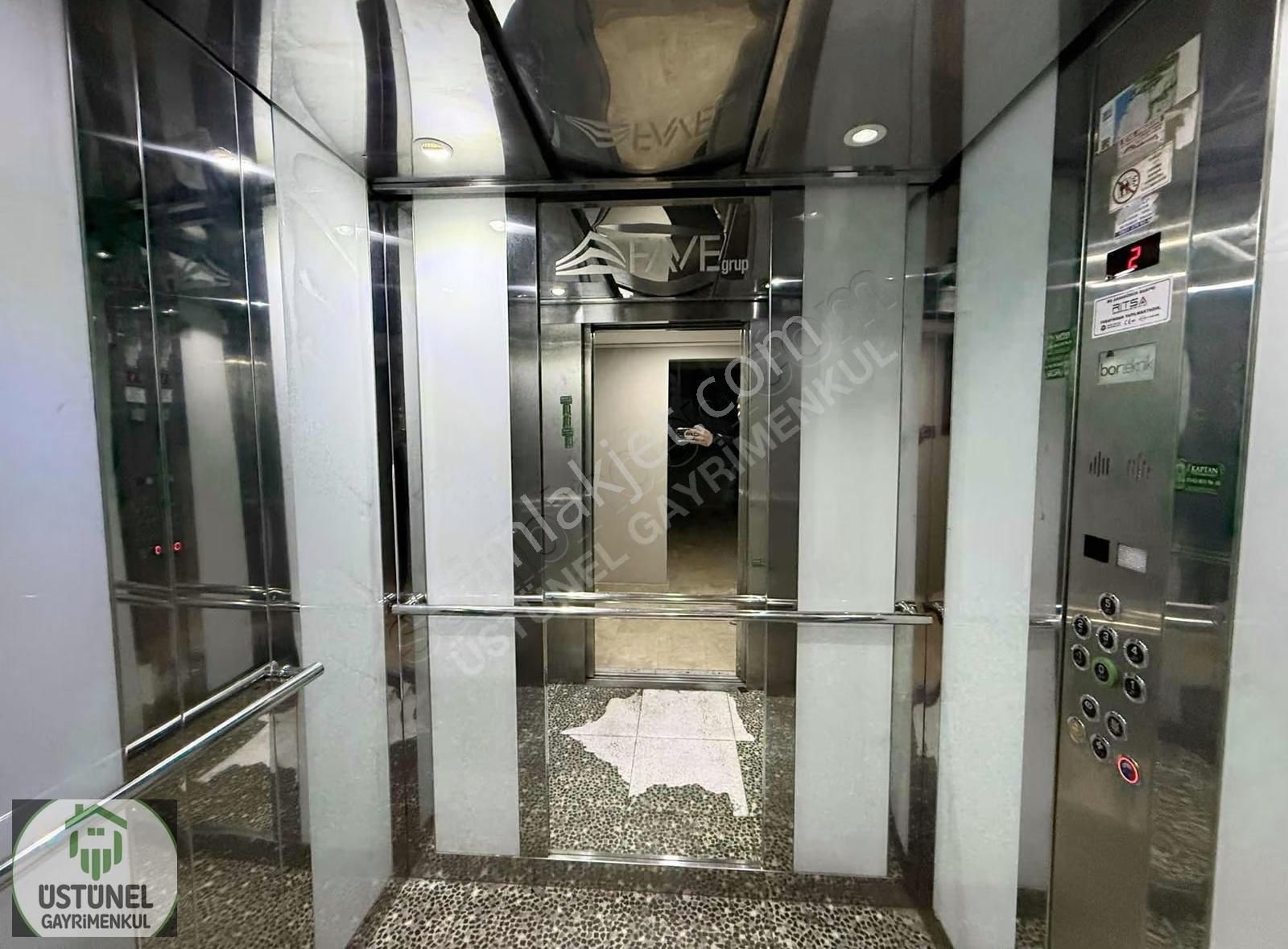 Üstünelden Yeni Yerleşimde Güvenlikli Önü Açık 2+1 Satılık Daire - Görsel 2