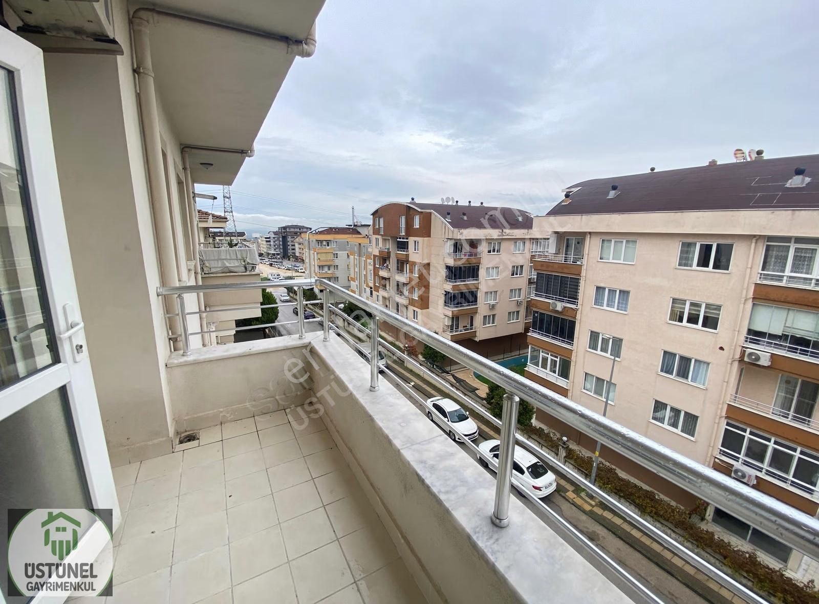 Üstünel'den Havuzlu Site İçinde Açık Cepheli Kiracısız 2+1 Daire - Görsel 12