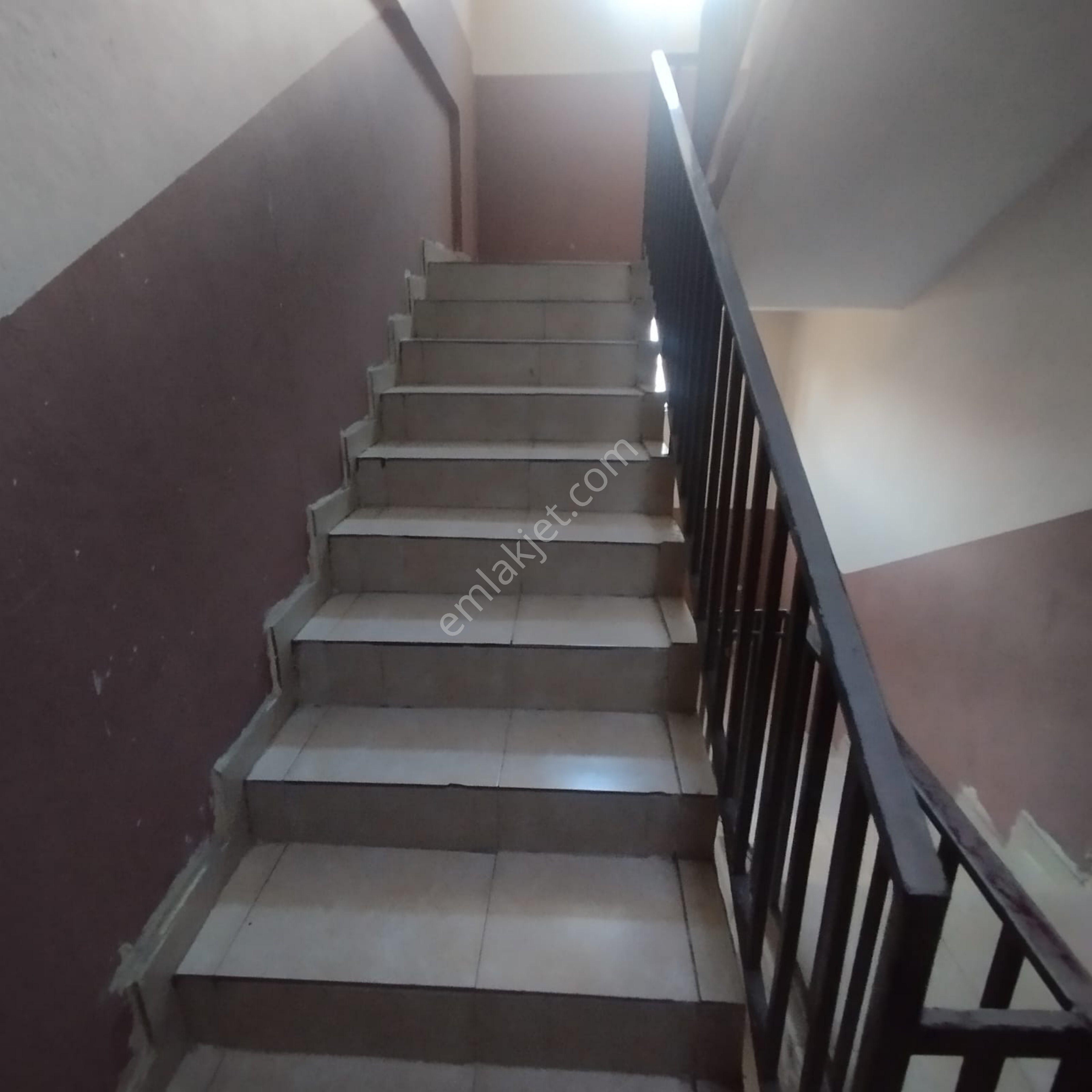 Gündoğduda 4 Katlı Müstakil - Görsel 14