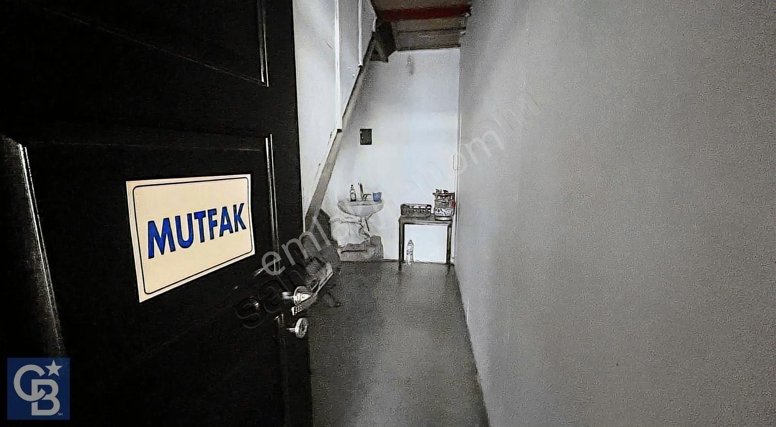 Aliağa Sanayi Sitesi'nde Devren Kiralık Kurumsal Oto Ekspertiz - Görsel 6
