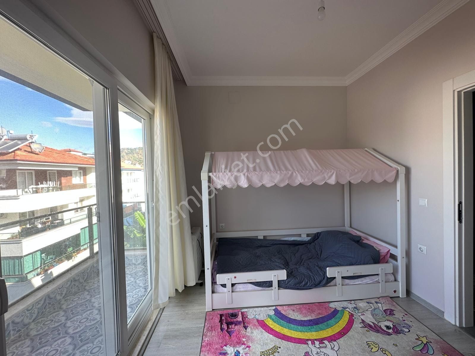 Günaydın Emlaktan Bahçelievlerde Havuzlu 2+1 Eşyalı Satılık Daire - Görsel 6