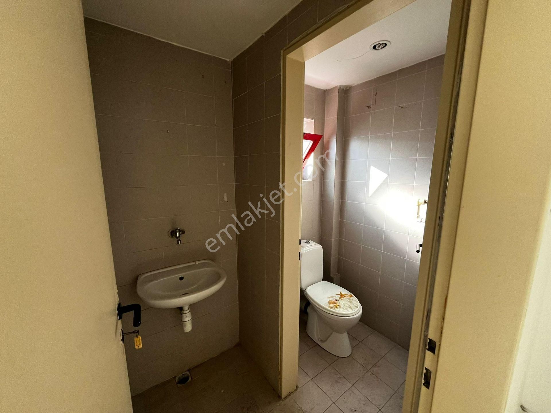 Tekstilkent Emlaktan Masrafsız Şık Yapılı 120 M2 Kiralık İş Yeri - Görsel 14