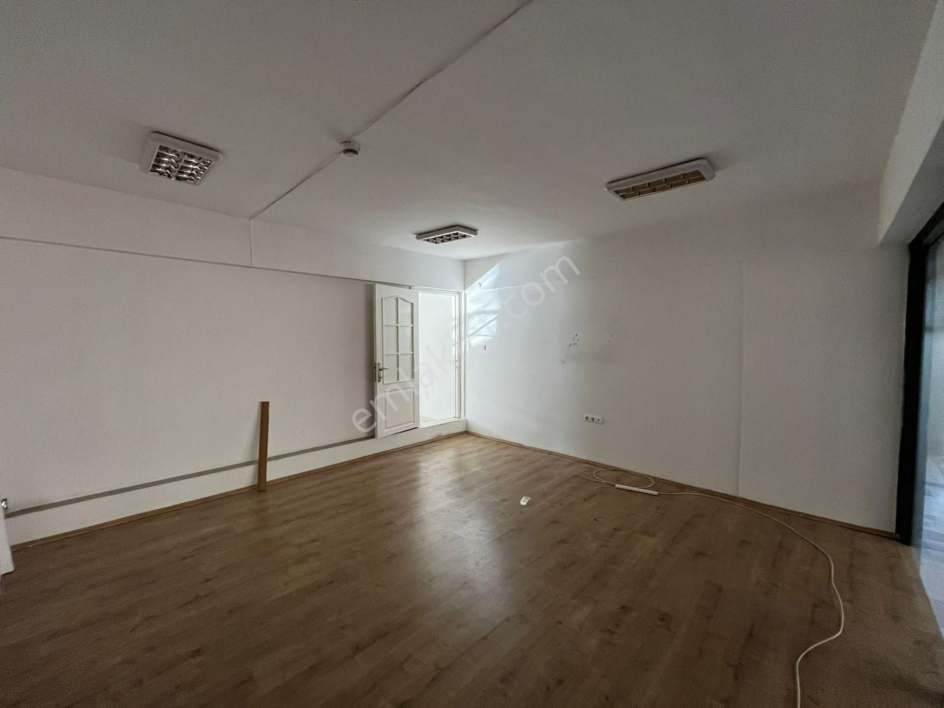 Tekstilkent Emlaktan Masrafsız Şık Yapılı 120 M2 Kiralık İş Yeri - Görsel 19