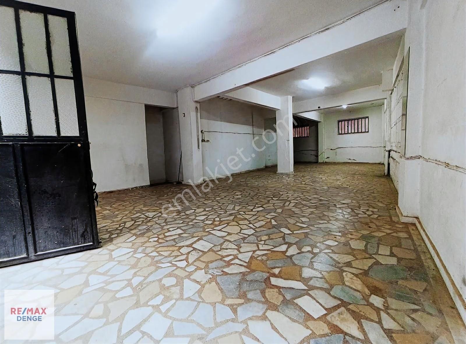 Gaziosmanpaşa Şemsipaşa Mahallesinde Kiralık 80 M2 Dükkan / Depo - Görsel 4