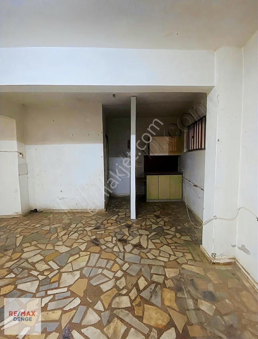 Gaziosmanpaşa Şemsipaşa Mahallesinde Kiralık 80 M2 Dükkan / Depo - Görsel 12