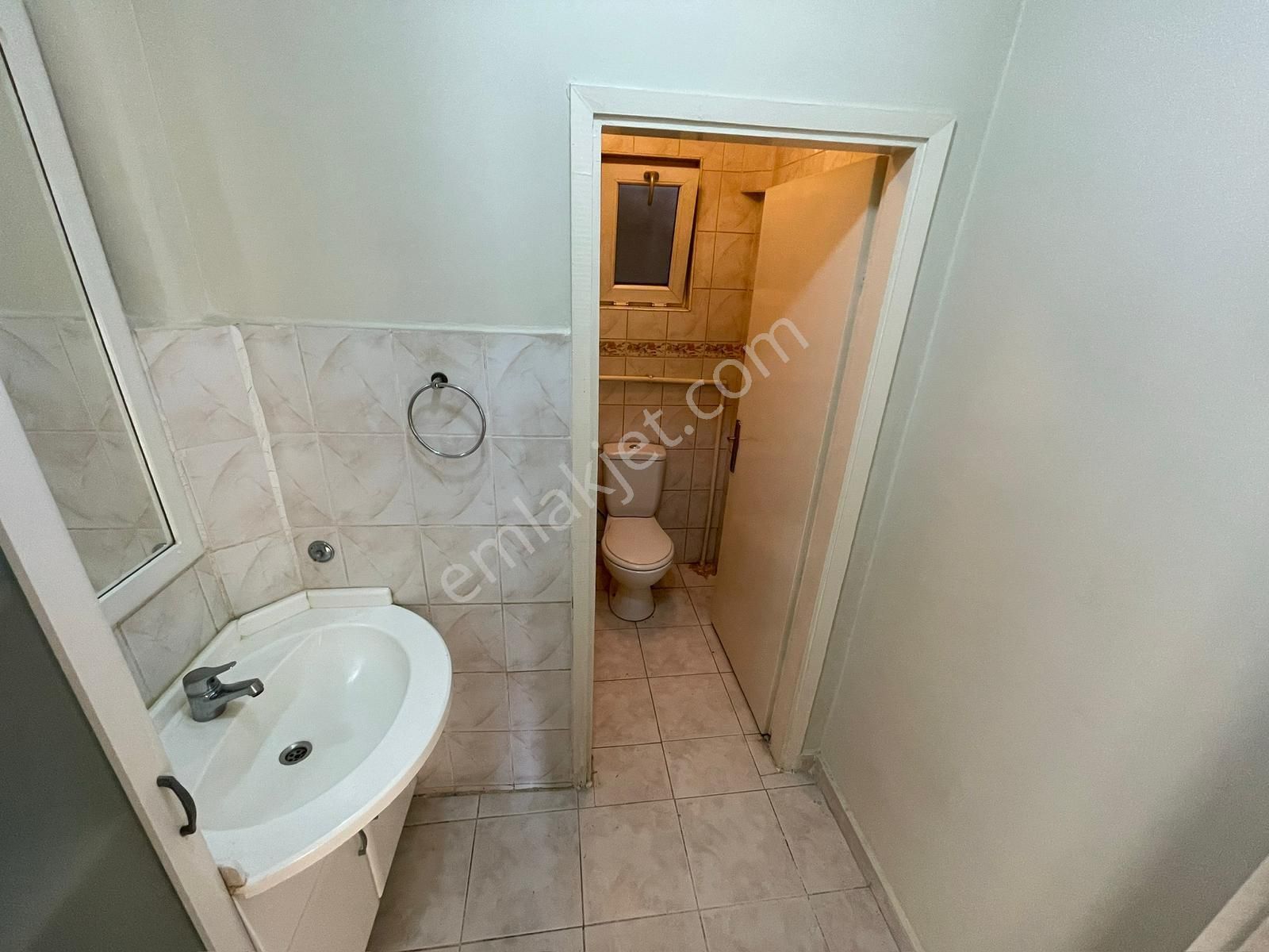 Aşağıeğlence Giresun Caddesi Üzeri Katta 3+1 Uygun Kiralık Daire - Görsel 9