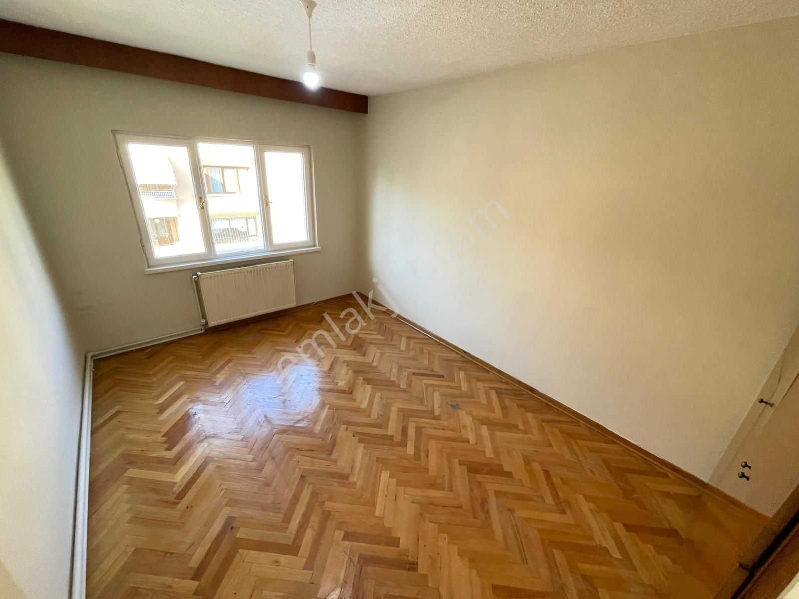 Aşağıeğlence Giresun Caddesi Üzeri Katta 3+1 Uygun Kiralık Daire - Görsel 21