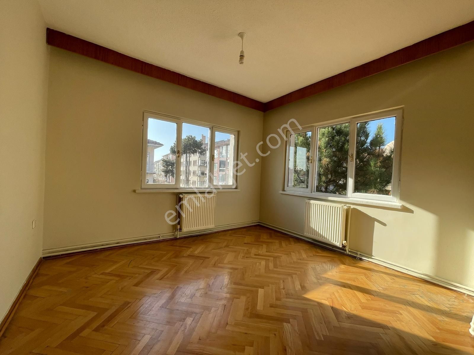 Aşağıeğlence Giresun Caddesi Üzeri Katta 3+1 Uygun Kiralık Daire - Görsel 24