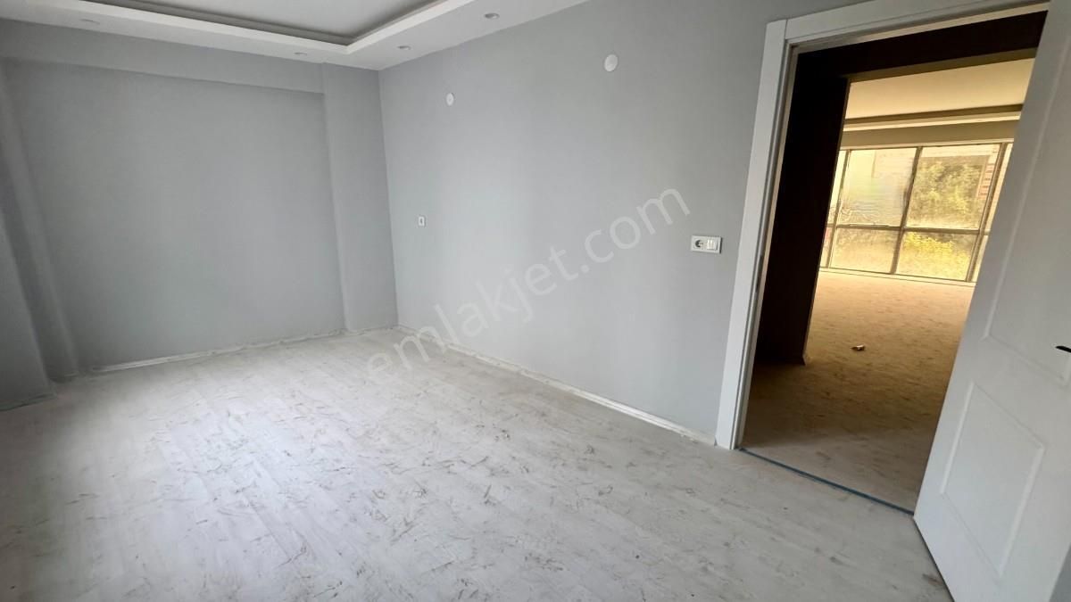 Manisa Saruhanlı Merkezde Çalışkanlar Plazada Kiralık 2+1 Ofis - Görsel 18