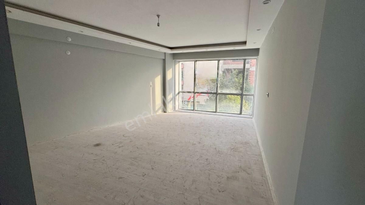 Manisa Saruhanlı Merkezde Çalışkanlar Plazada Kiralık 2+1 Ofis - Görsel 12