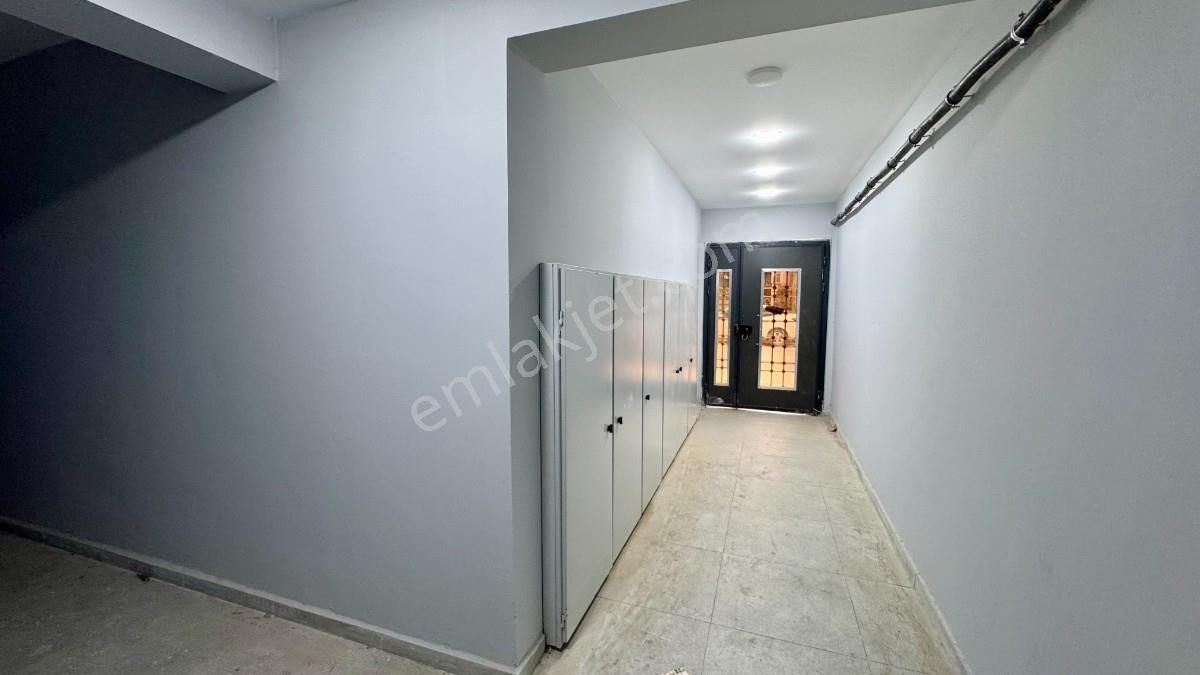 Manisa Saruhanlı Merkezde Çalışkanlar Plazada Kiralık 2+1 Ofis - Görsel 4