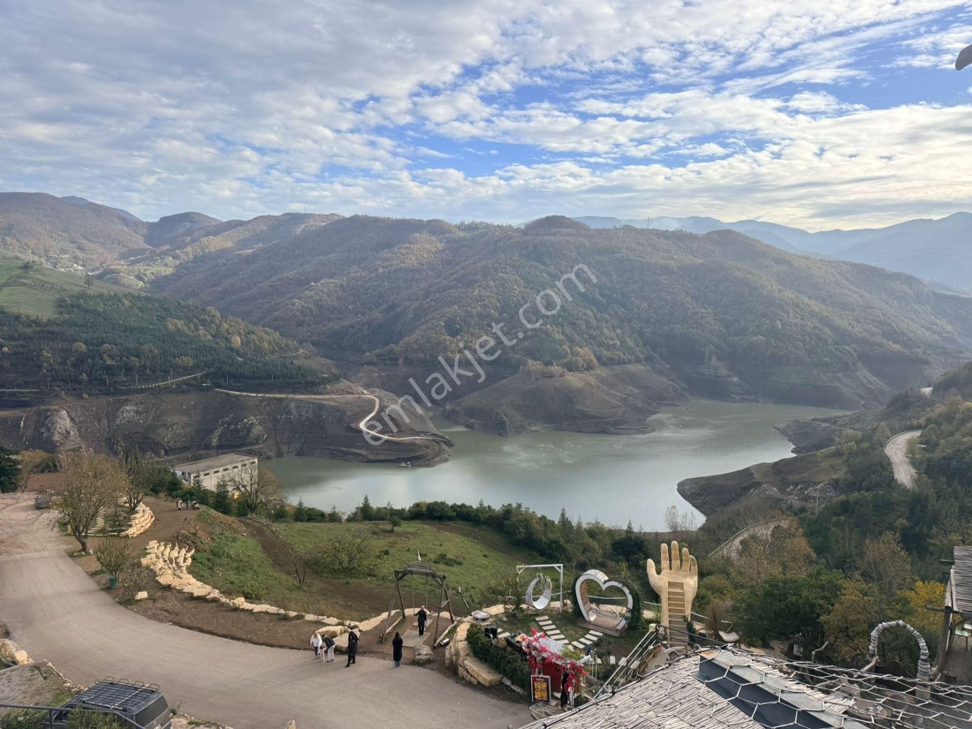 Başiskele Yuvacık 'ta Baraj Manzaralı Yatırımlık Satılık Arsa - Görsel 10