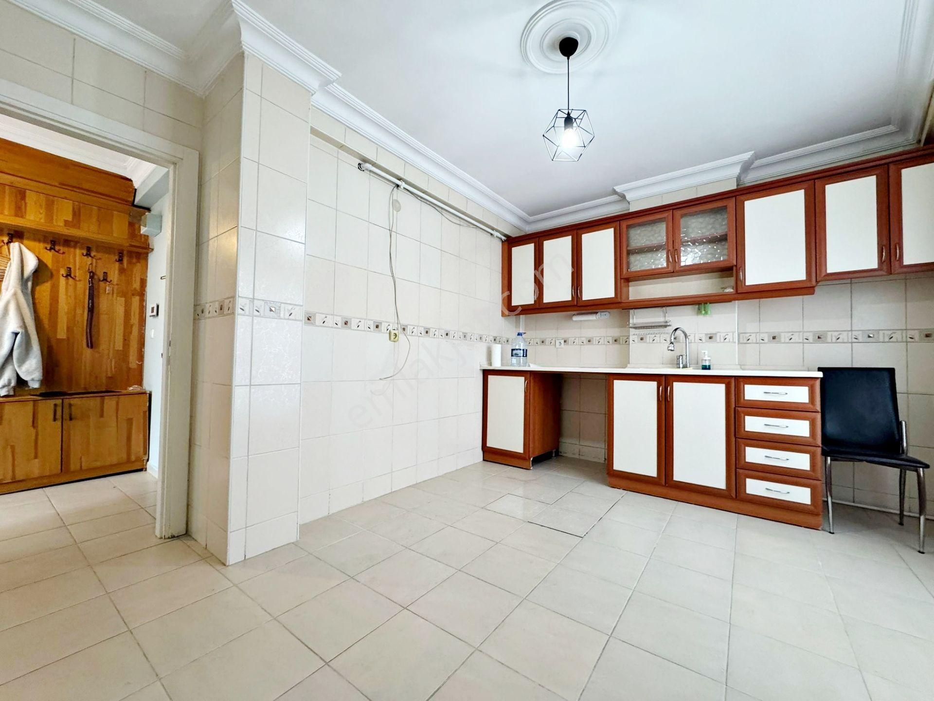 Marcity'den Emek Cad.civarı Tek Daire Üzeri Genç Binada Dubleks - Görsel 9