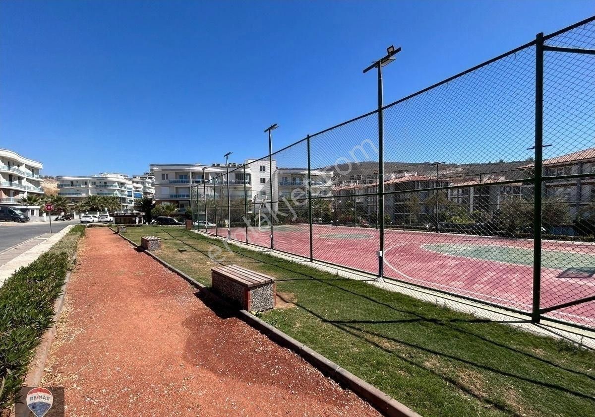 Güvenlikli Havuzlu Sitede Eşyalı Geniş 1+1 Daire - Görsel 35