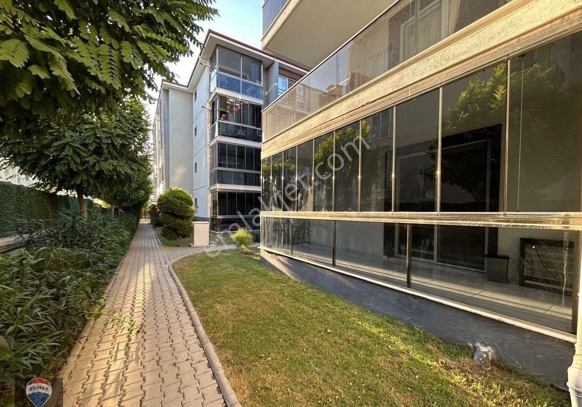 Güvenlikli Havuzlu Sitede Eşyalı Geniş 1+1 Daire - Görsel 4