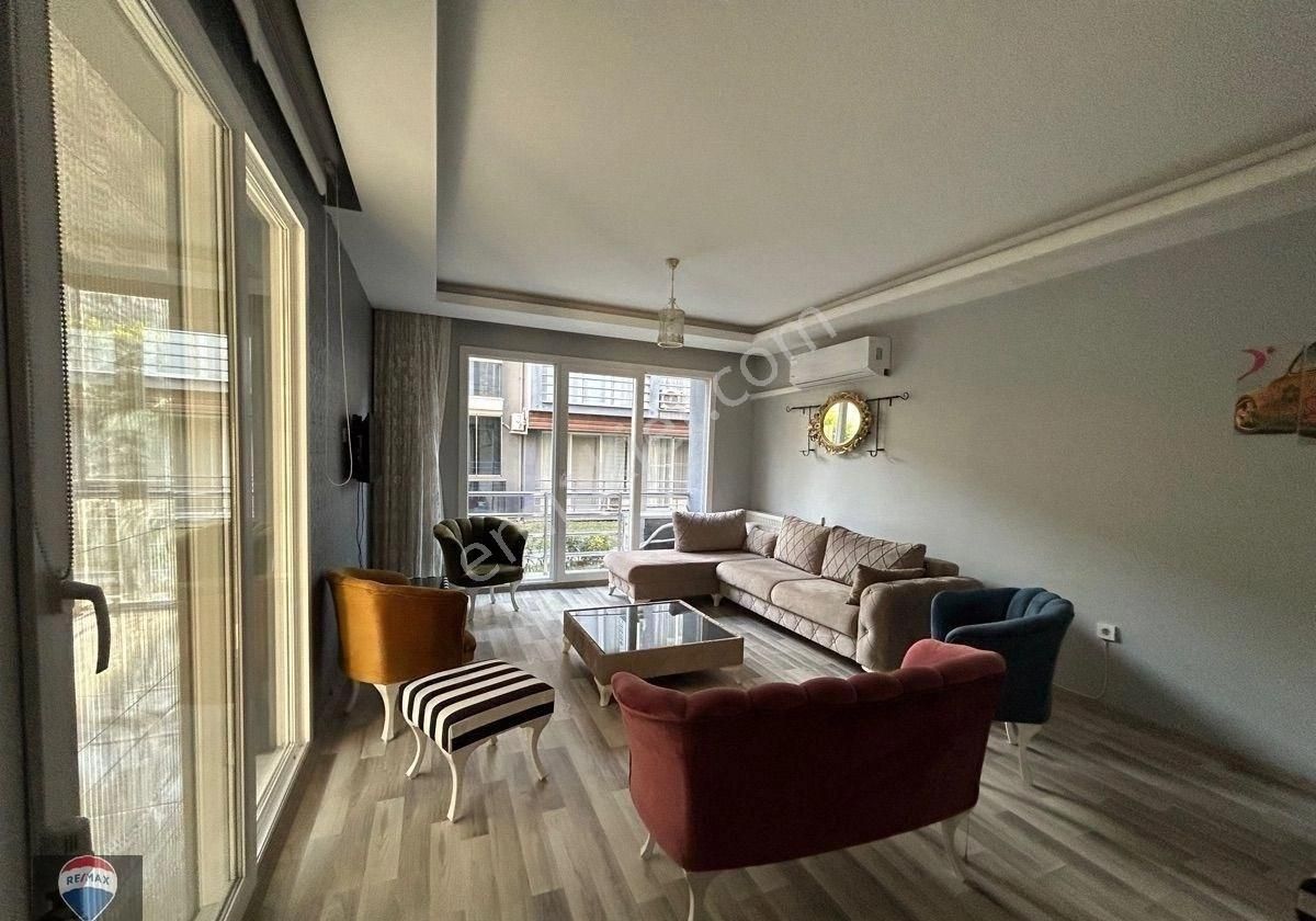 Güvenlikli Havuzlu Sitede Eşyalı Geniş 1+1 Daire - Görsel 12