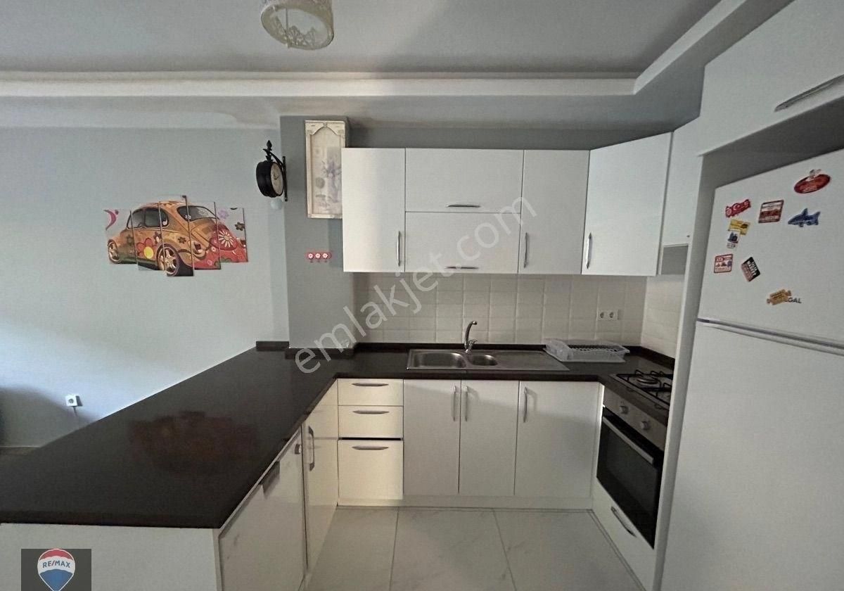 Güvenlikli Havuzlu Sitede Eşyalı Geniş 1+1 Daire - Görsel 14