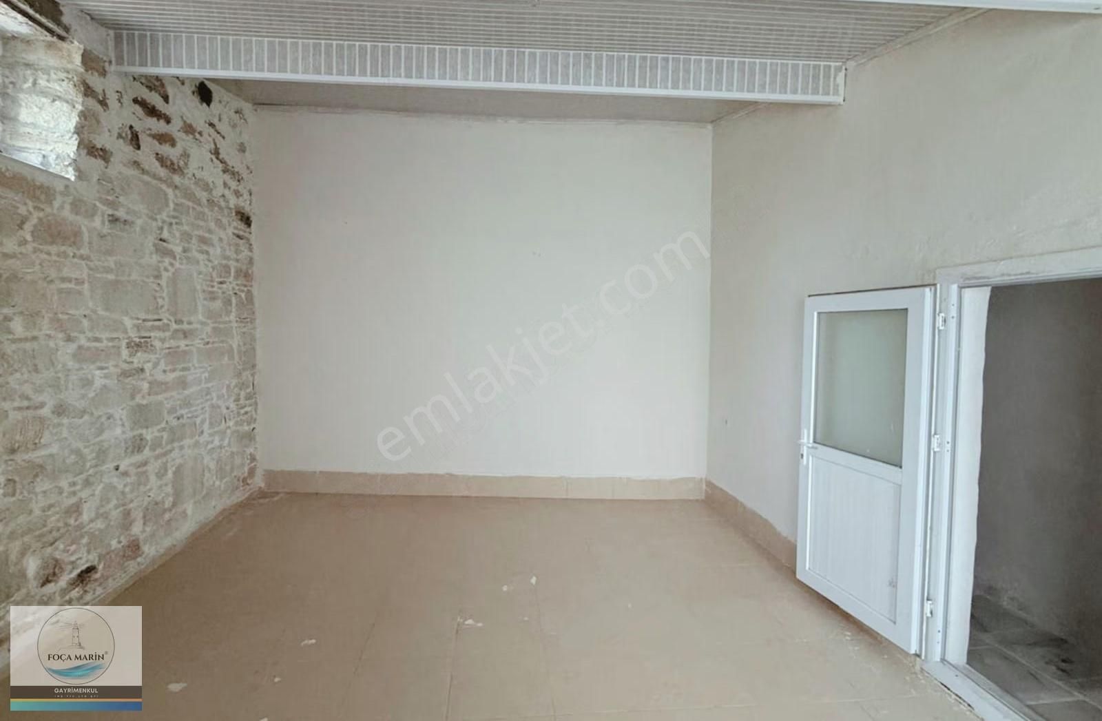 Yenifoça İzmir Cd. Merkezi Konumda Satılık 1+0 Daire - Görsel 3