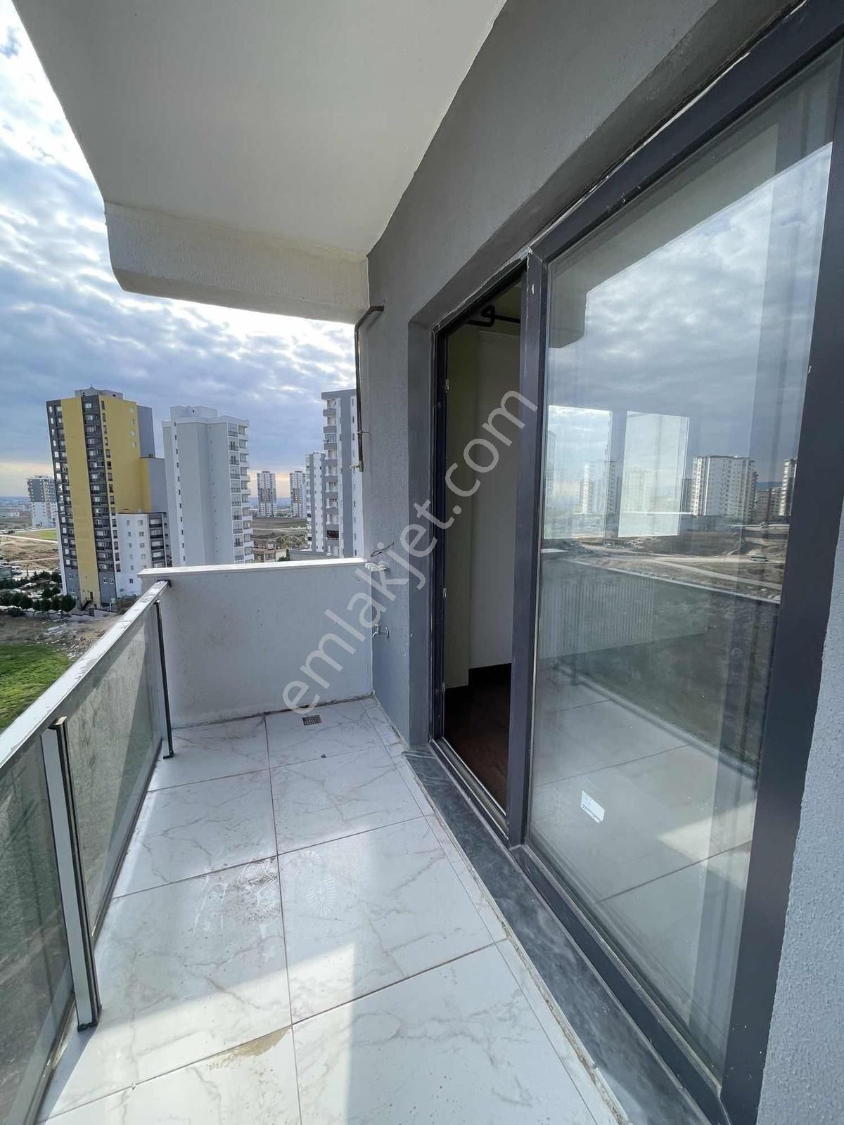 Carkıpare'de Carrefoursa Karsısı Lüx Sıtede Lüx Dairede Geniş1+1 - Görsel 7