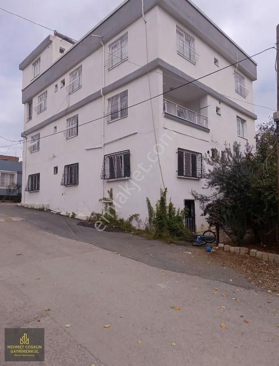 Kurttepe Mahallesi 4+1 Müstakil Kiralık Kombili Daire