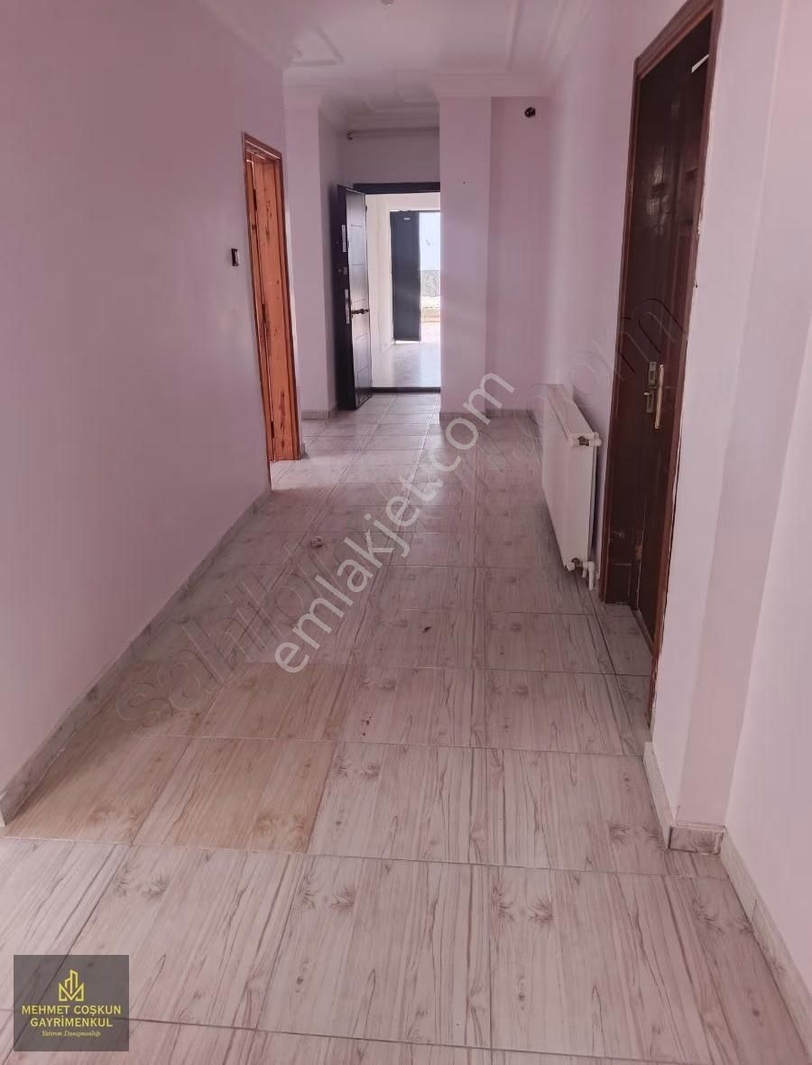 Kurttepe Mahallesi 4+1 Müstakil Kiralık Kombili Daire - Görsel 24